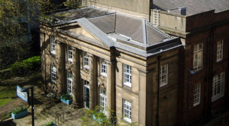 Friends Meeting House building